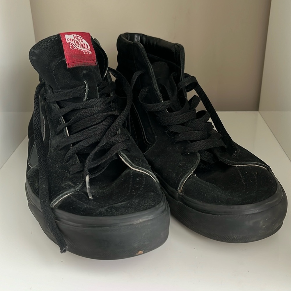 Van’s High Top Black Suede Skateboard Shoes Size 11
